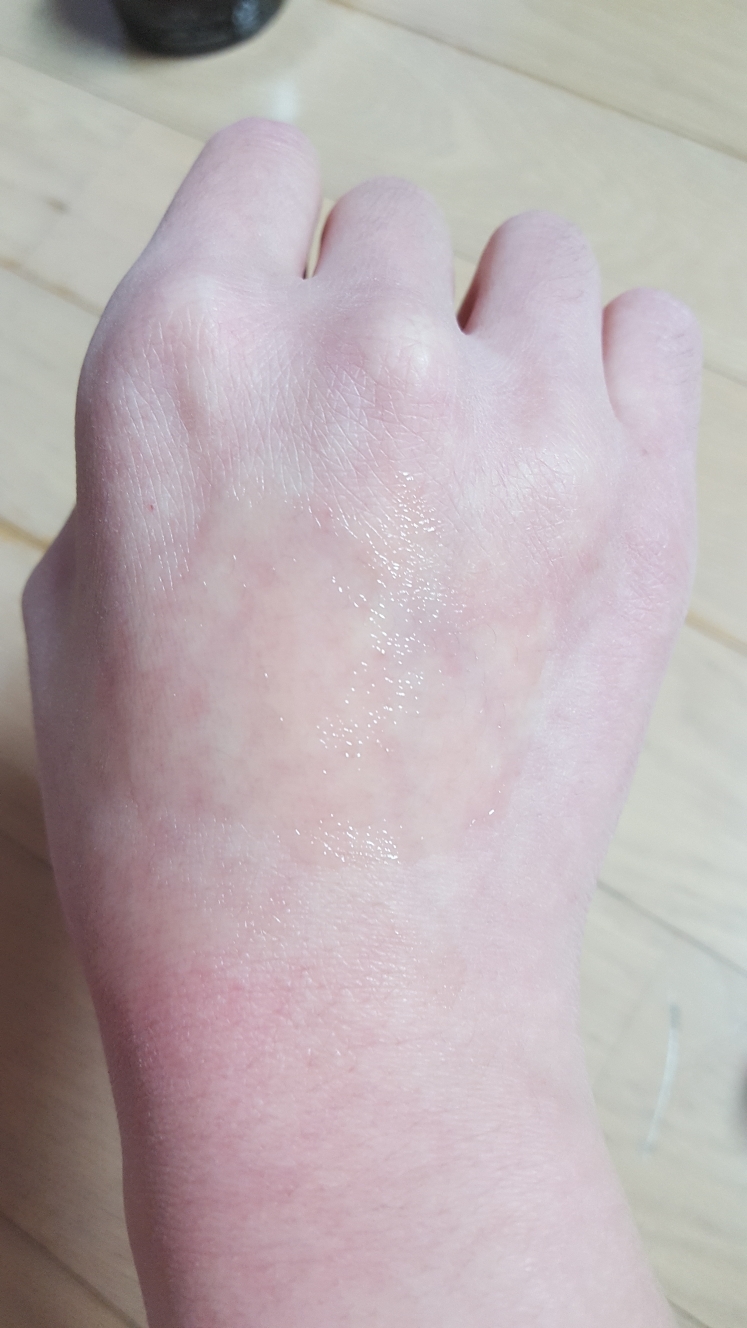 케어존 (CAREZONE) 닥터솔루션 리큐어 터닝 에센스 review image