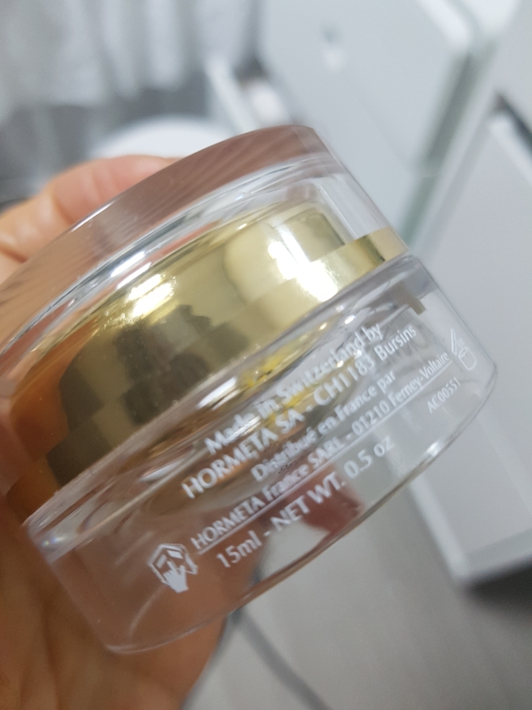 金色再生面霜的真实用户使用照片