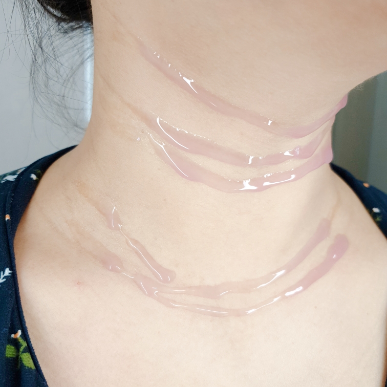 YURICA Neck and line review image