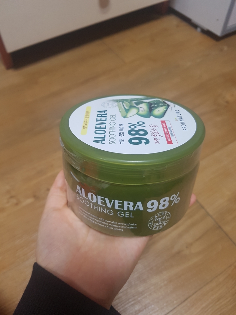 Real user review photo of Aloe Vera 98% Soothing Gel