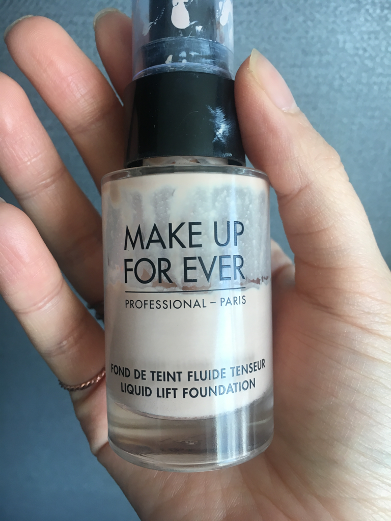 Real user review photo of liquid lift foundation