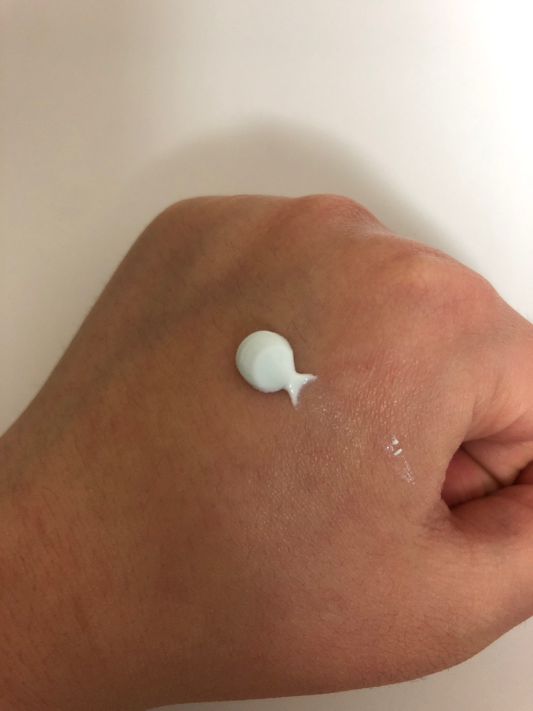 IPKN Azulene Mild Sun Cream [SPF50+/PA++++] review image