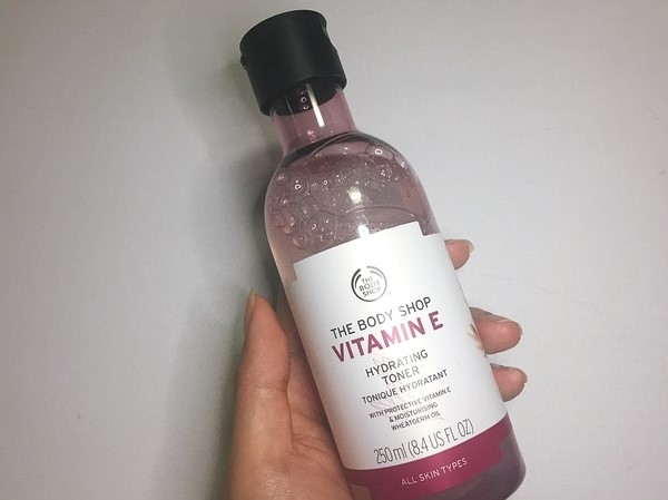 더바디샵 (THEBODYSHOP) 비타민 E 하이드레이팅 토너 review image