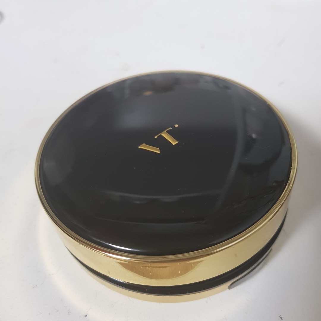 精华肌底液契约 [SPF50+/PA+++] [编号 21 浅米色] [色号 21的真实用户使用照片