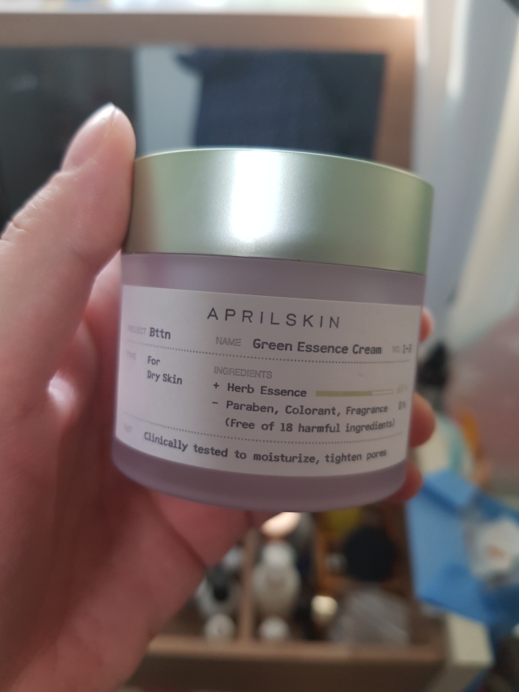 APRILSKIN BTTN Green Essence Cream review image
