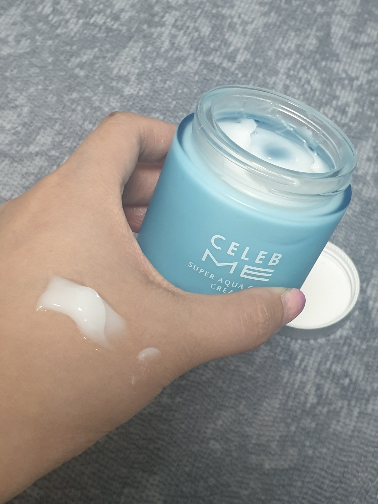 셀럽미 (CELEBME) 집중수분케어 물광 크림 (슈퍼아쿠아글로우크림) review image