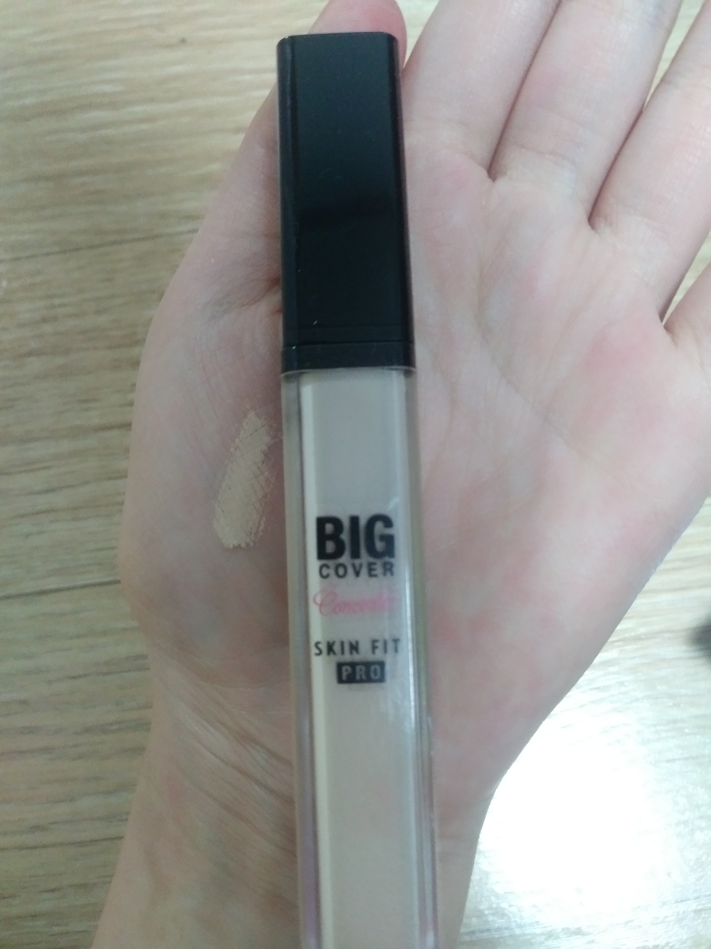 Real user review photo of BIG COVER SKIN FIT CONCEALER PRO [N05 Sand]