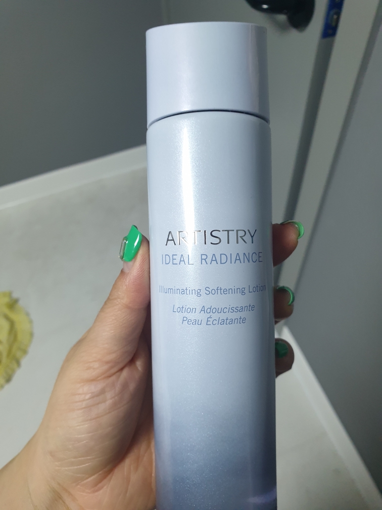 ARTISTRY Ideal Radiance Illuminating Moisture Lotion reviews | Hwahae