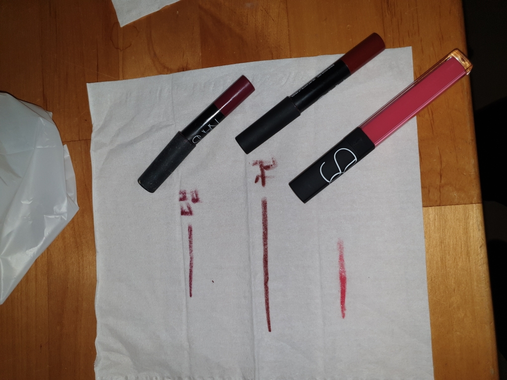 NARS Velvet Matte Lip Pencil [Consuming Red] review image