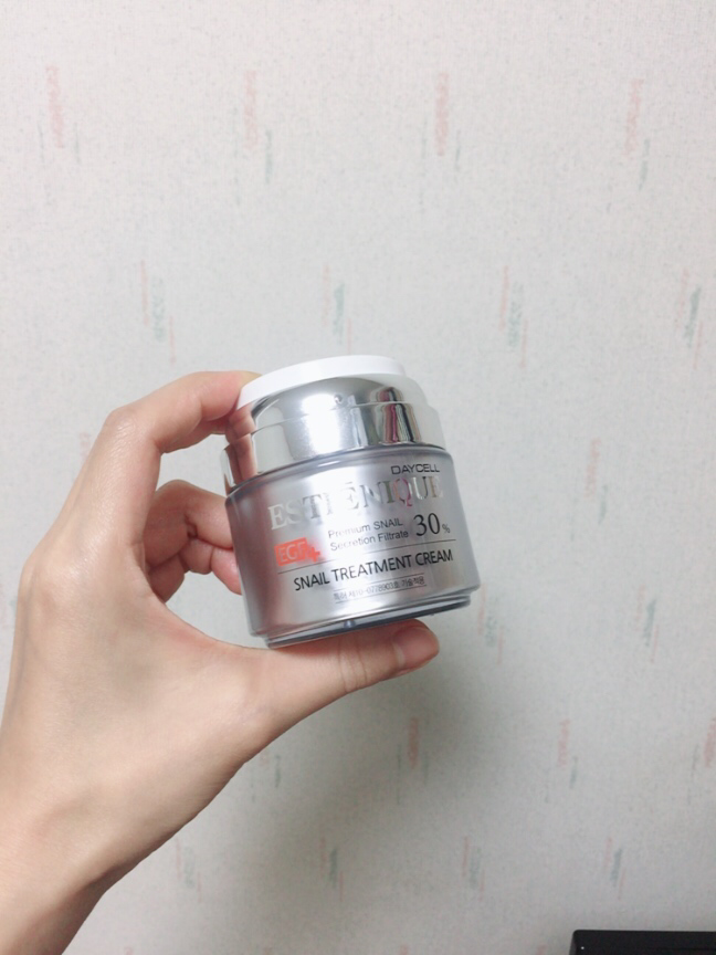 DAYCELL Kem ốc sên Estenik review image