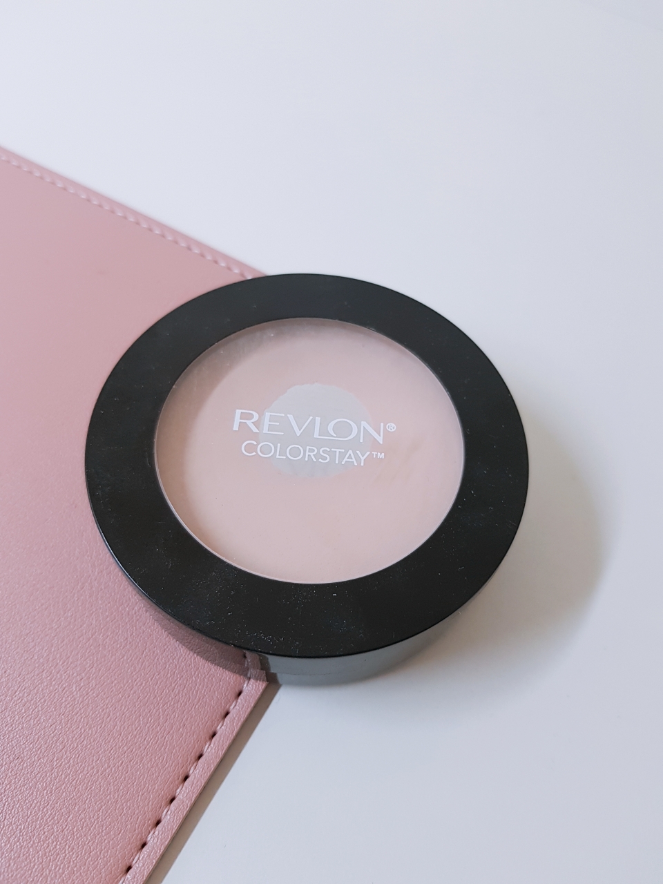 레브론 (REVLON) 컬러스테이 프레스드 파우더 [820 라이트] review image
