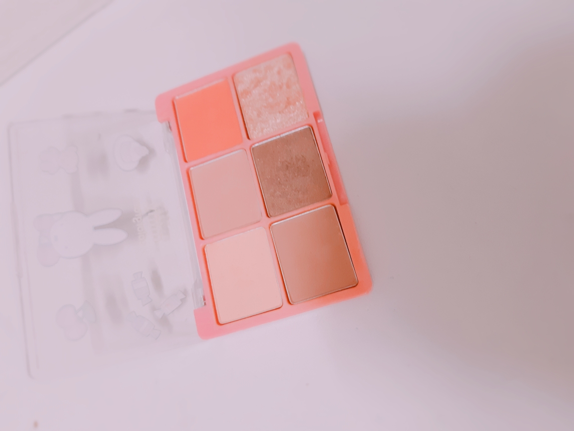 Real user review photo of Miffy Edition Hit Pan Eye Palette [No. 3 Happy Friends]