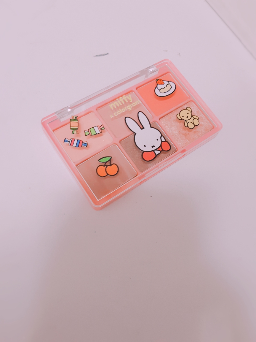 Real user review photo of Miffy Edition Hit Pan Eye Palette [No. 3 Happy Friends]