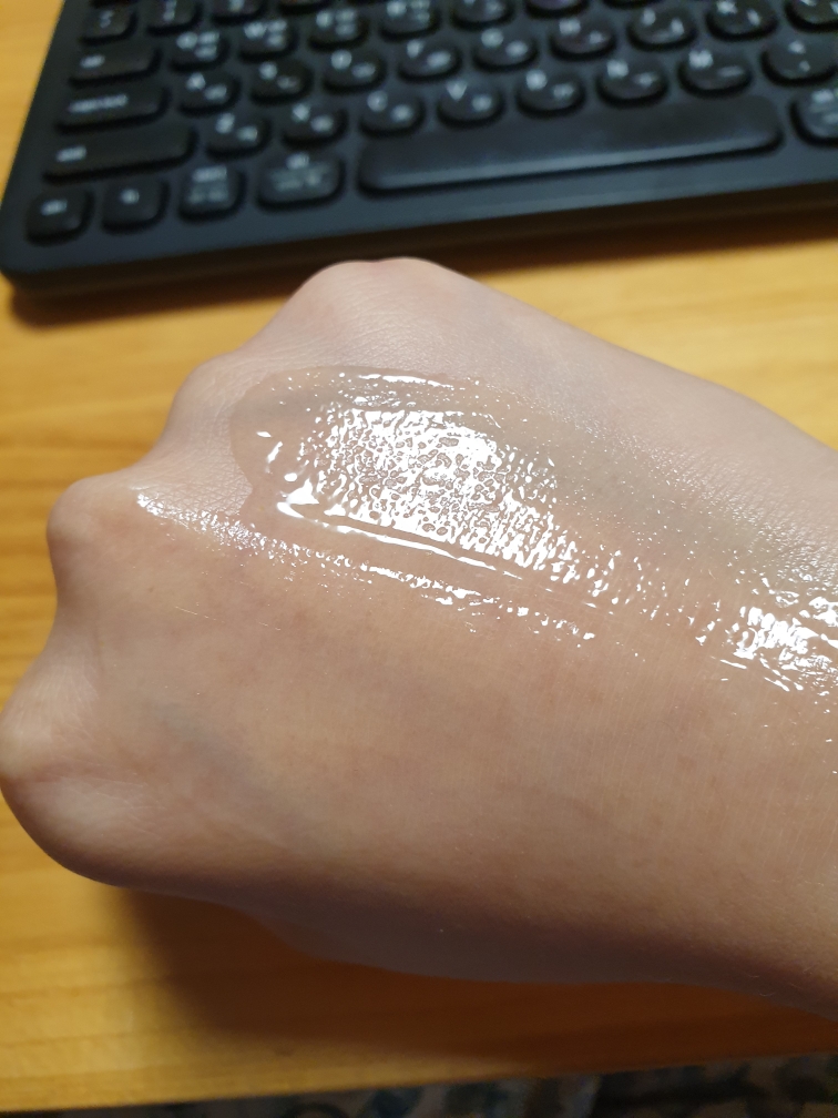 Real user review photo of The Therapy Oil Drop Anti-Aging Serum
