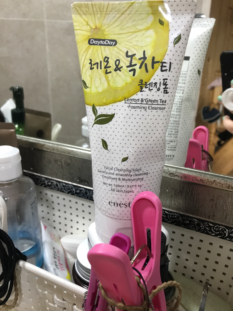 에네스티 (enesti) 데이투데이 레몬&녹차티 폼클렌징 review image