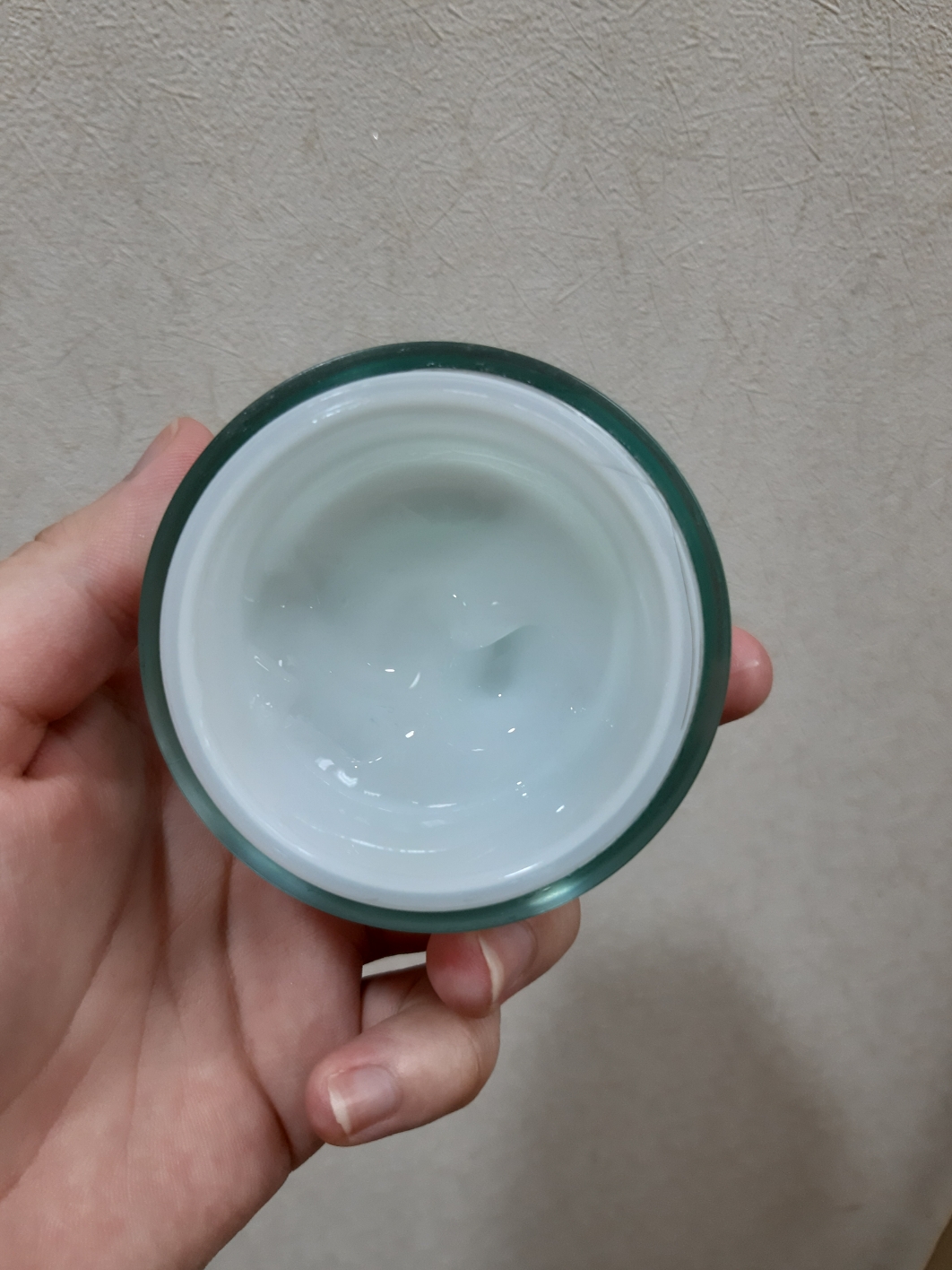 goodal Sprout Barley Carbonated Gel Cream review image