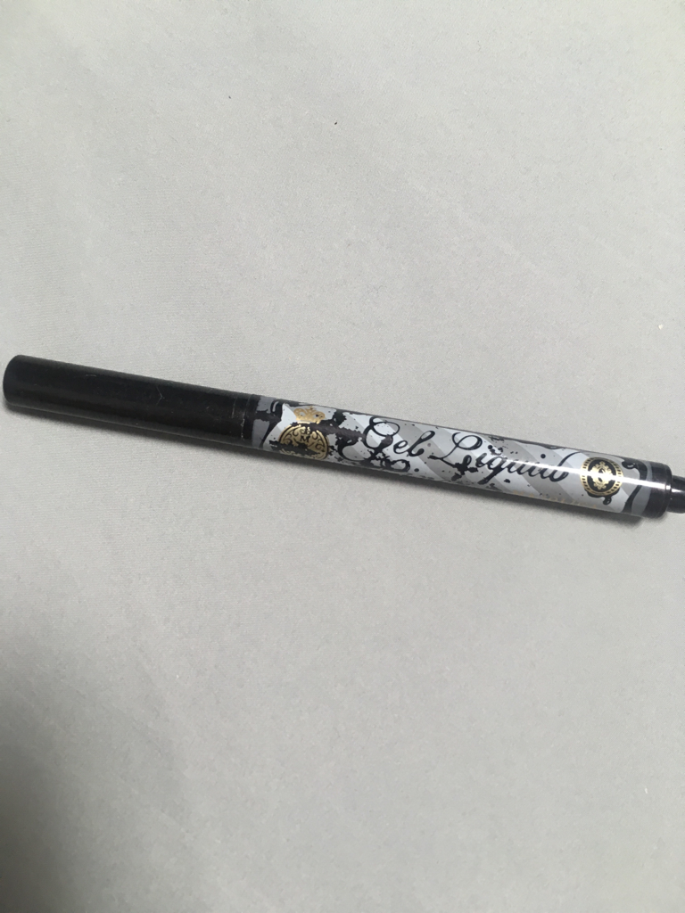 啫喱状液体眼线笔 [BK999］的真实用户使用照片