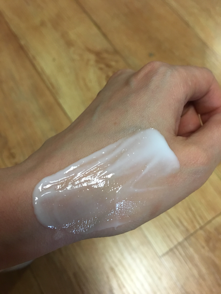 Real user review photo of Petit Bijou Cotton Snow Moisture Body Lotion