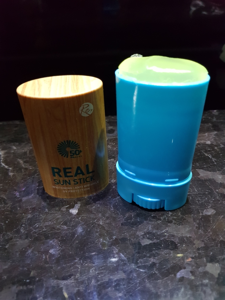 Re, Kem chống nắng dạng thỏi [SPF50+/PA++++] review image