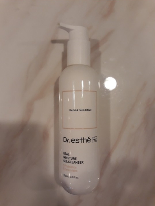닥터에스떼알엑스 (Dr.estheRx) 더마 센서티브 리얼 모이스처 젤 클렌저 review image