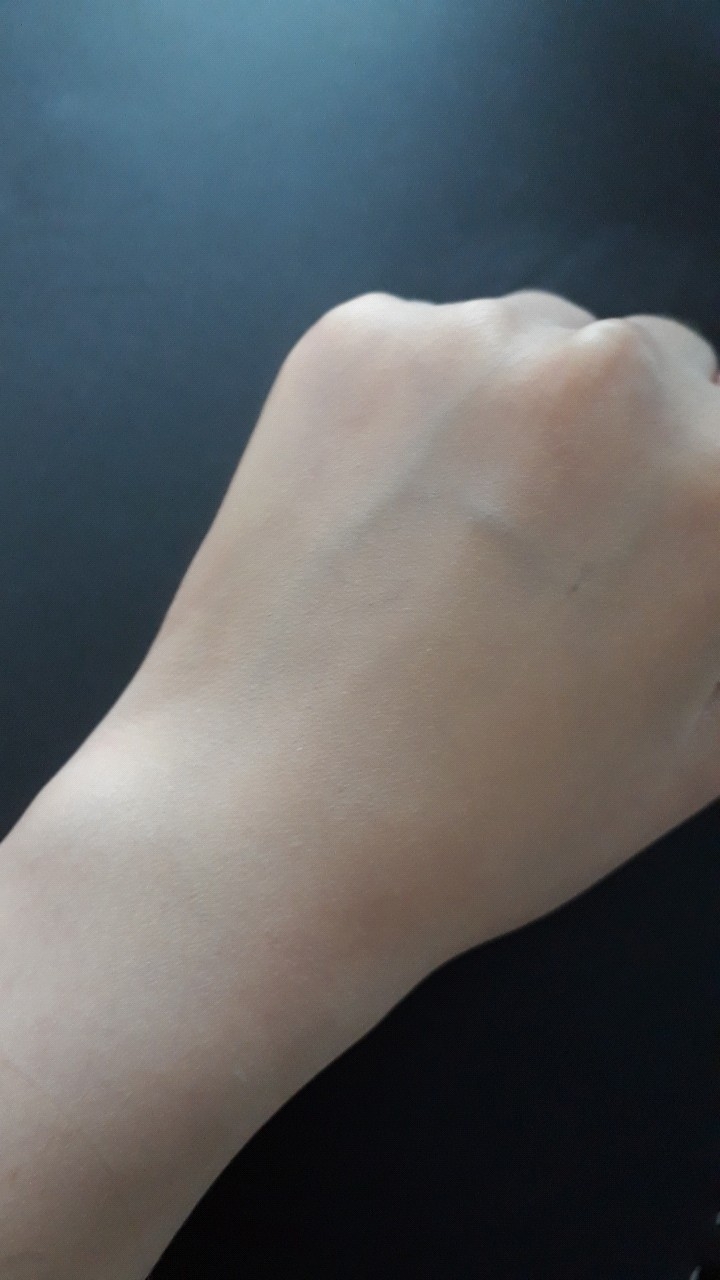 COVERGIRL (Overseas) Troubleland Matt Made Liquid Foundation [Natural Ivory] common.review image