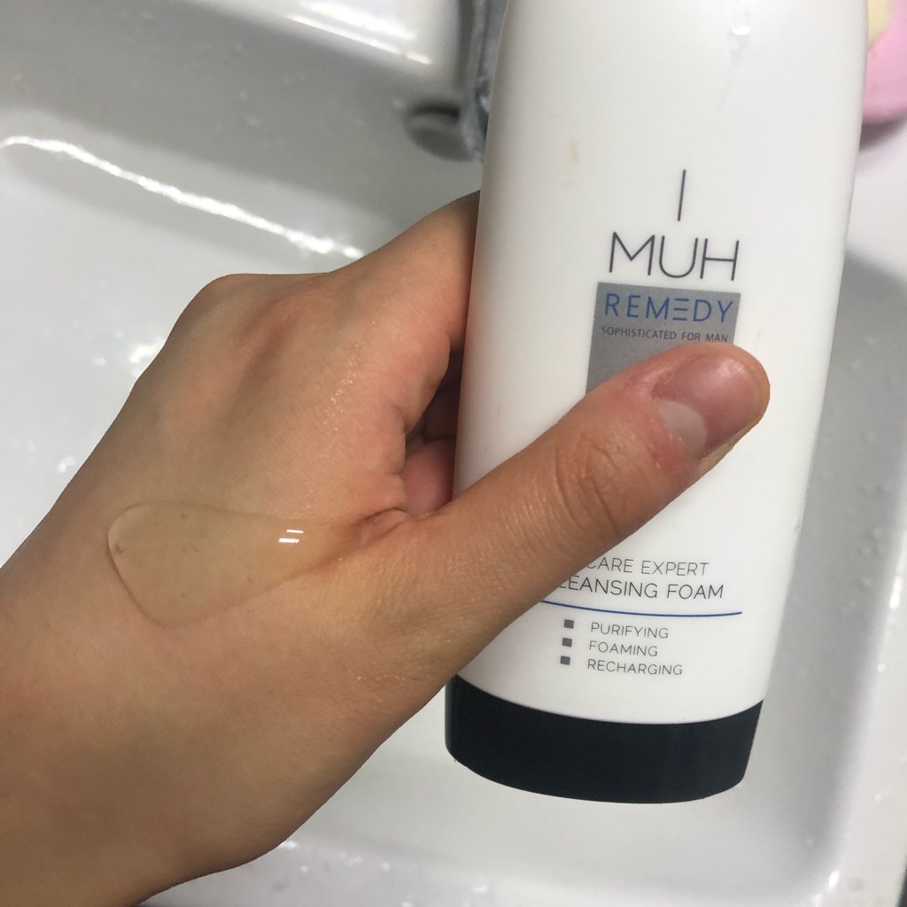 MUH (엠유에이치) 디-케어 엑스퍼트 클렌징 폼 review image