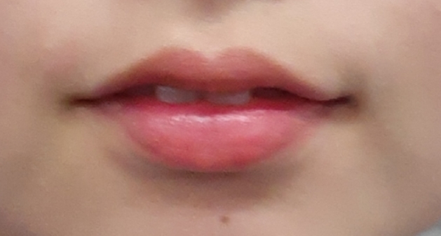 브이티코스메틱 (VTCOSMETICS) 글로우 립라커 [01 퓨어코랄] (BT21에디션) review image