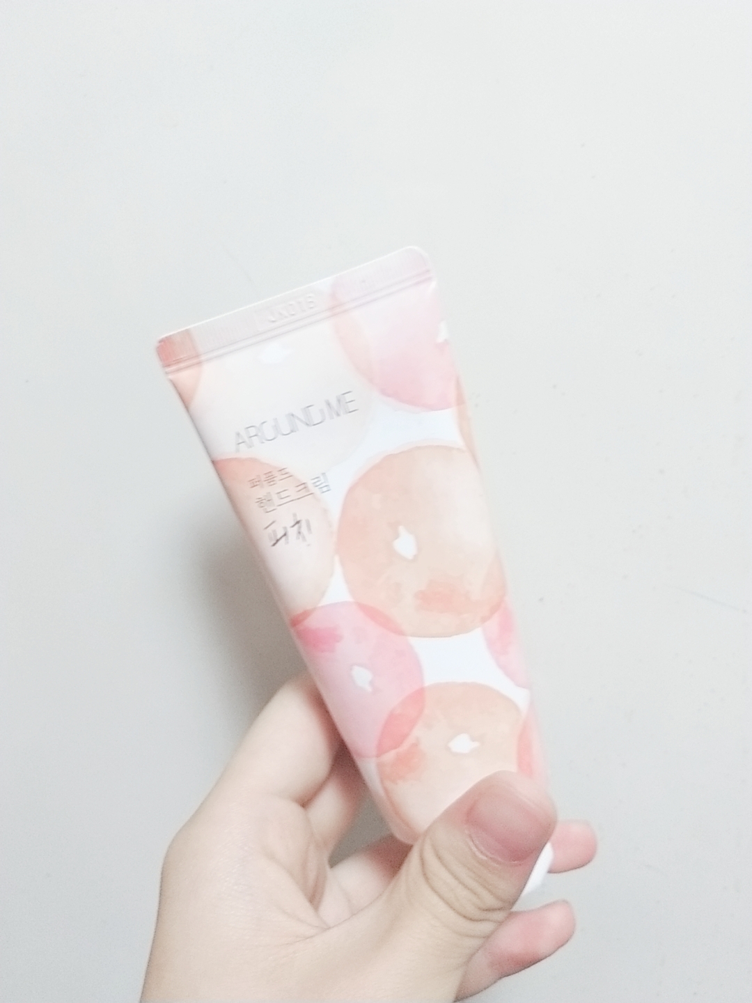 香水护手霜 [桃子味］的真实用户使用照片