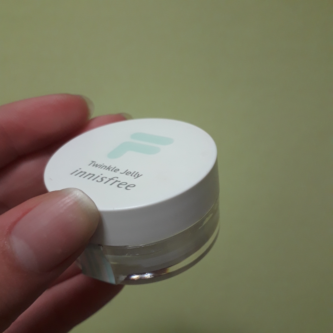 이니스프리 (INNISFREE) 휠라 체육대회 에디션 트윙클 젤리 [1호 인어공주글리터] review image