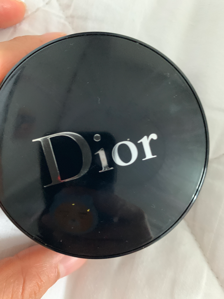 Dior Forever Perfect Cushion [SPF35/PA+++] [020 Light Beige] (Fresh SkinPerfecting Cusion Foundation) review image