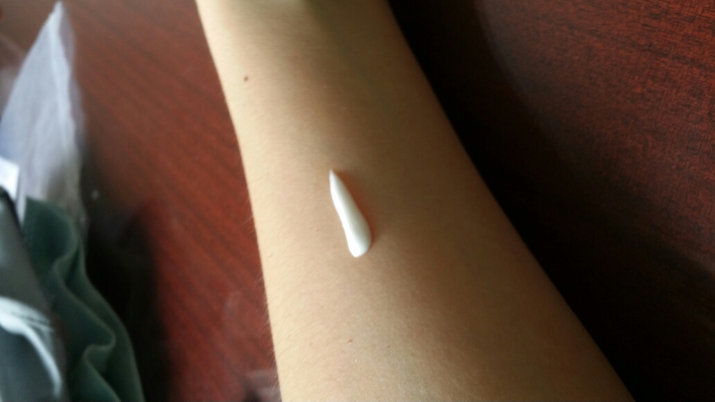 불가리 (BVLGARI) 쁘띠마망 바디 로션 review image