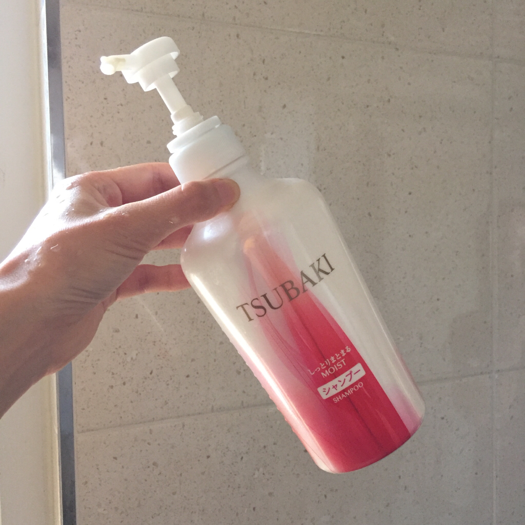 Real user review photo of MOIST SHAMPOO