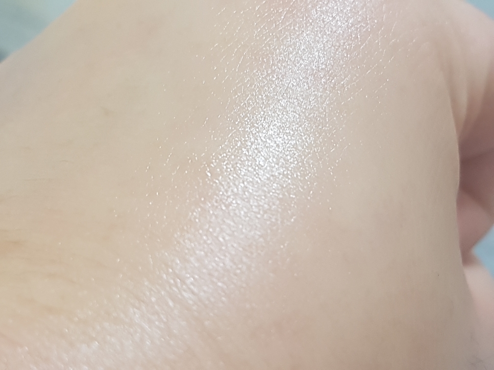 울트라브이 (UltraV) 이데베논 모이스춰라이징 크림 review image