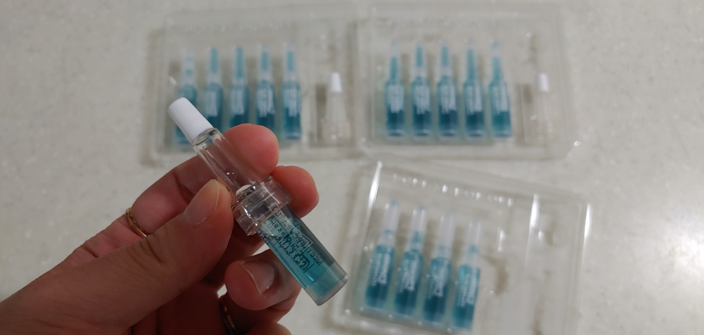 蓝色疗法抗红血丝安瓶的真实用户使用照片