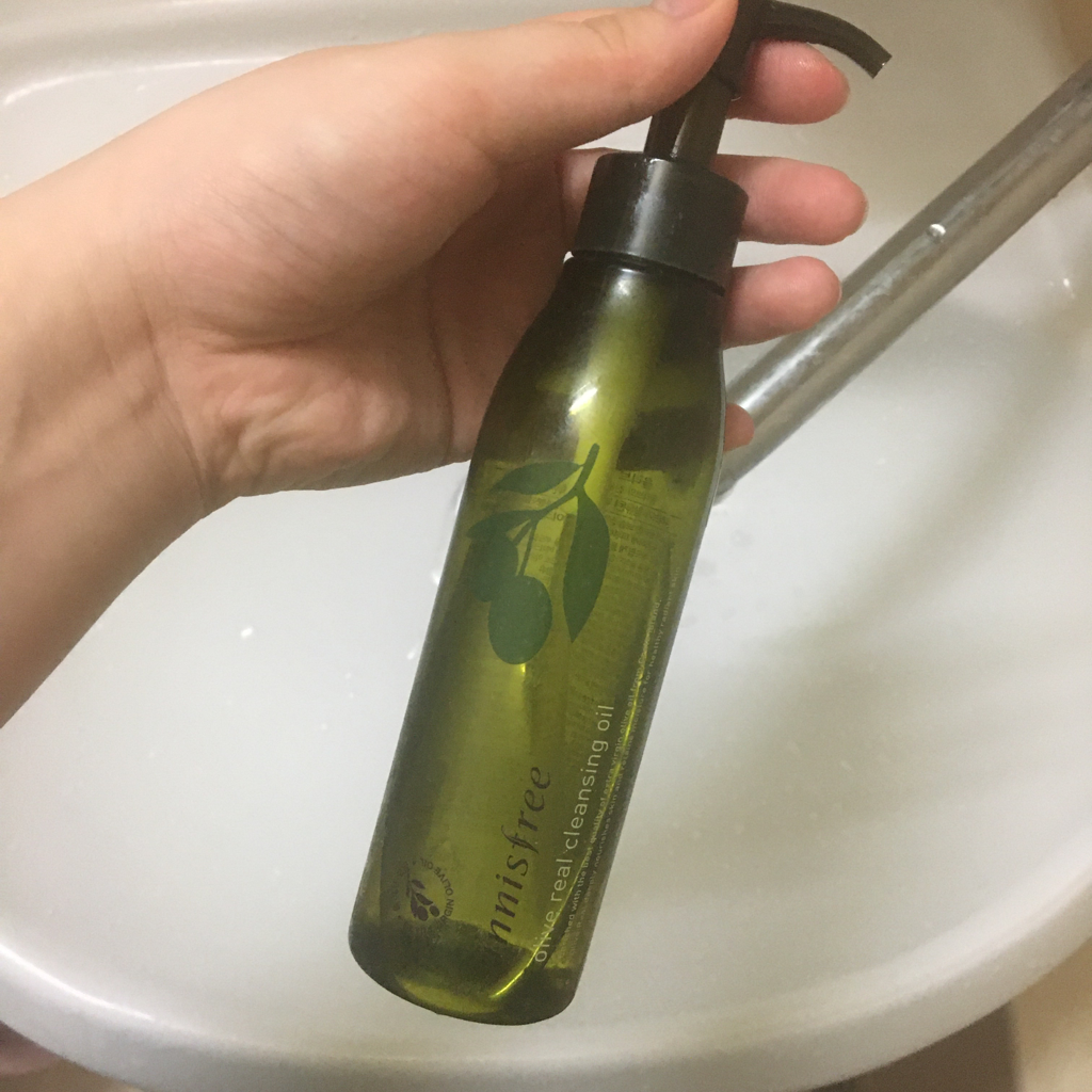 INNISFREE Olive Real Cleansing Oil review image