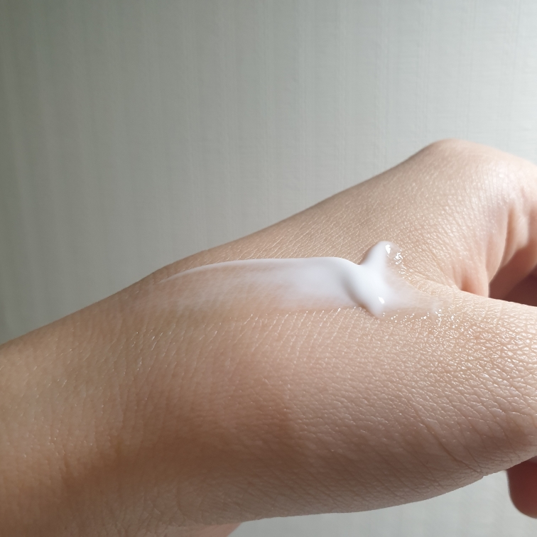 차홍 (CHAHONG) 스너그 카밍 바디 로션 review image