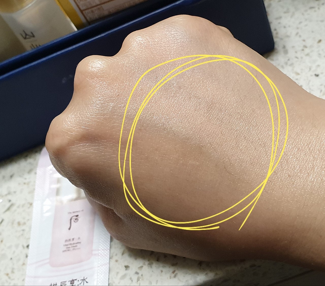 公津香水水润防晒乳 [SPF50+/PA+++]的真实用户使用照片