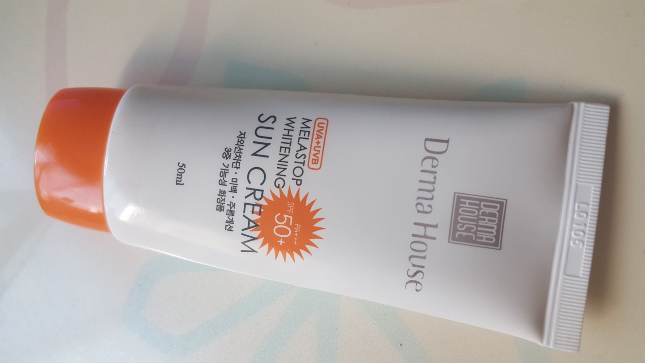 Melastop 美白防晒霜 [SPF50/PA+++)的真实用户使用照片
