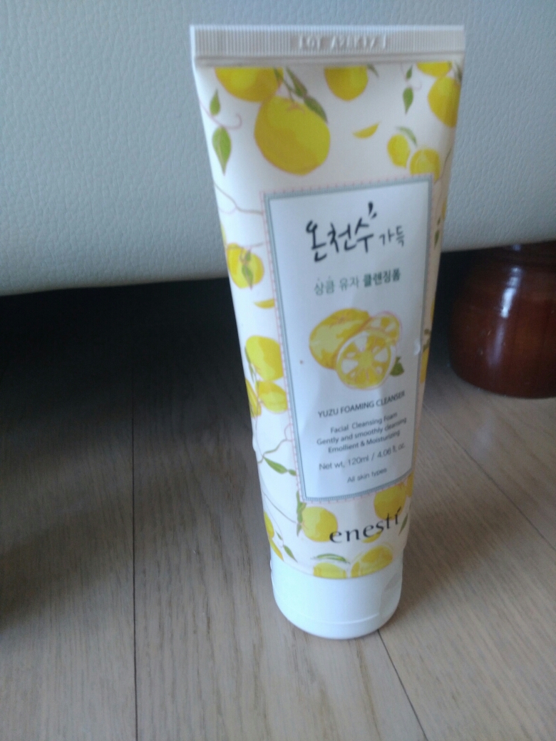 埃内斯蒂 温泉水和清爽的柚子洁面泡沫 common.review image