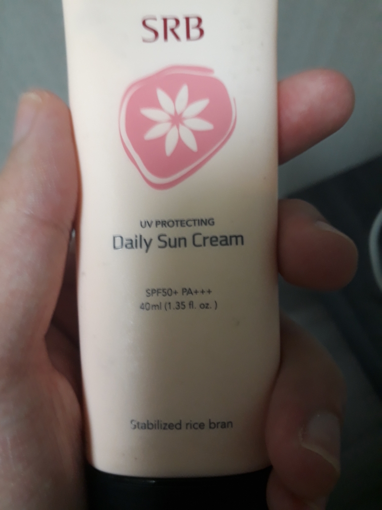 SRB (에스알비) 유브이 프로텍팅 데일리 선크림 [SPF50+/PA+++] review image