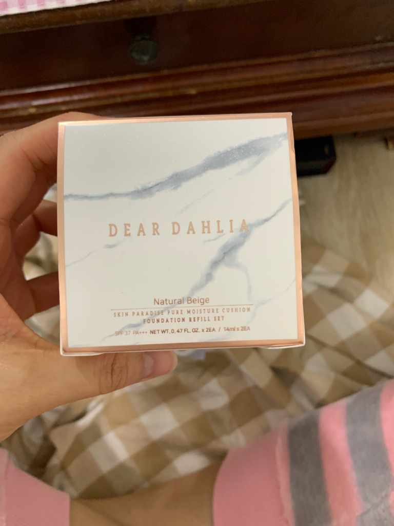 디어달리아 (DEARDAHLIA) 스킨 파라다이스 퓨어 모이스처 쿠션 파운데이션 [SPF37/PA+++] [02 네추럴베이지] review image