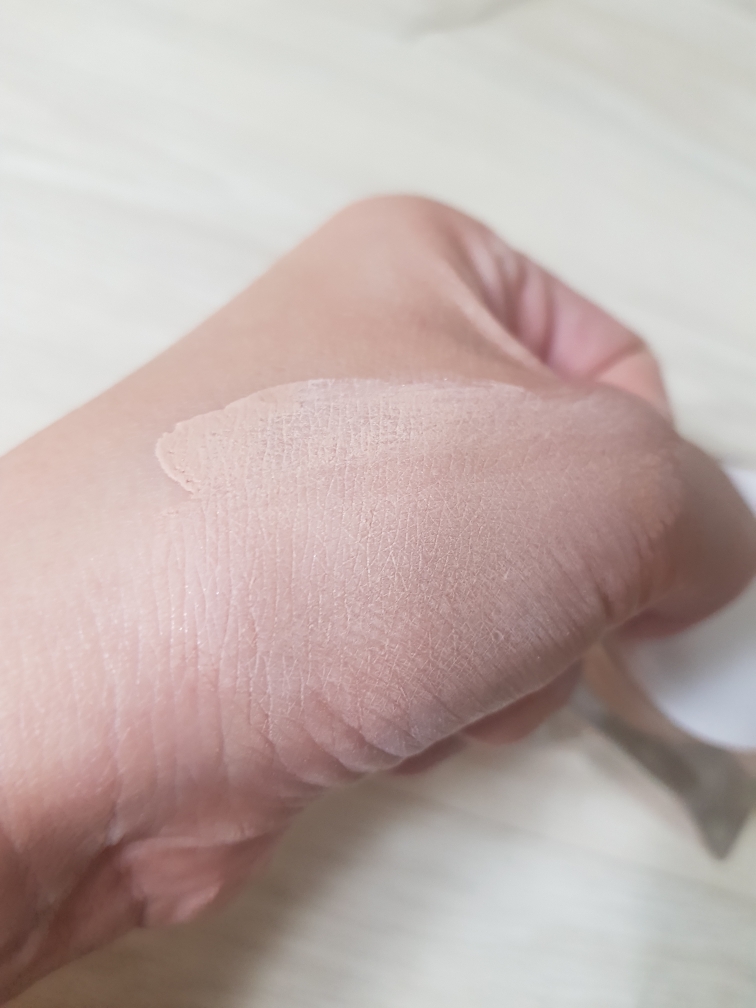 stila Lingerie Soufflé Skin Perfecting Color [Shade 1.0] review image