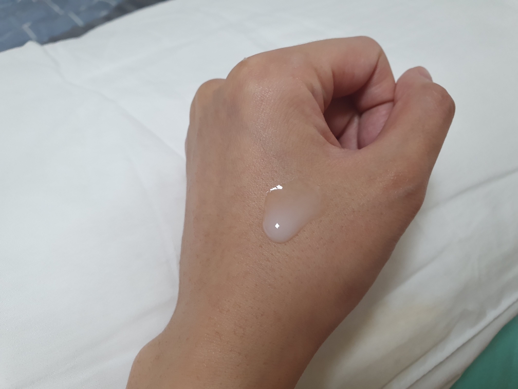 智能水合纯净精华的真实用户使用照片
