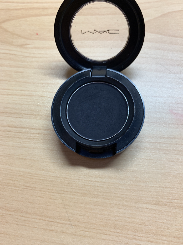 맥 (MAC) 아이섀도우 [카본] review image