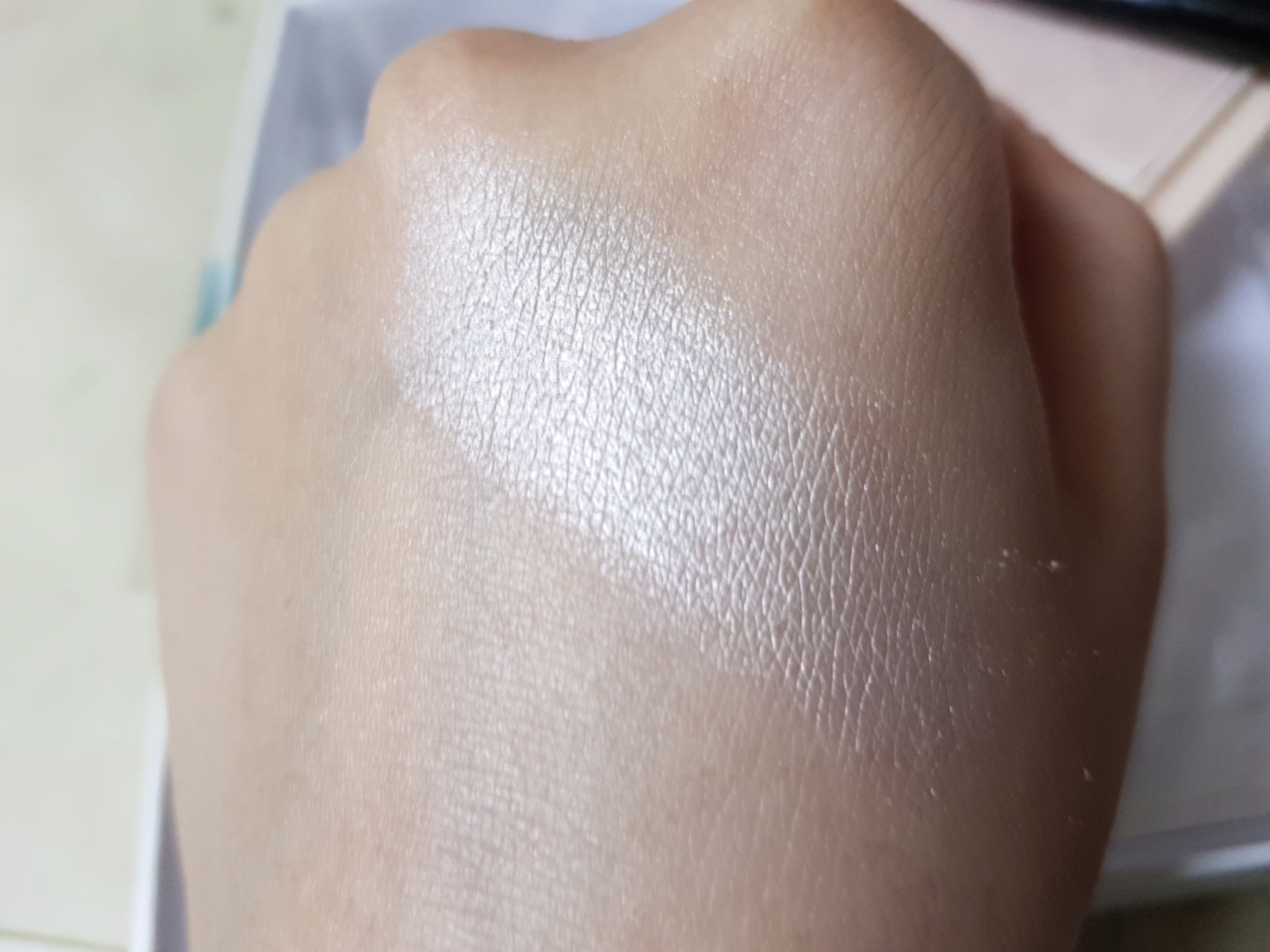 daiso Peach Baby Like Highlighter review image