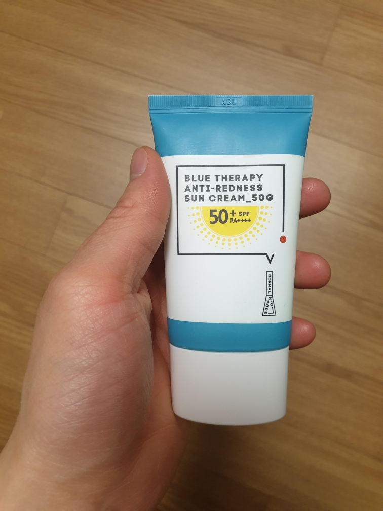 蓝色疗法抗红防晒霜 [SPF50+/PA++++]的真实用户使用照片