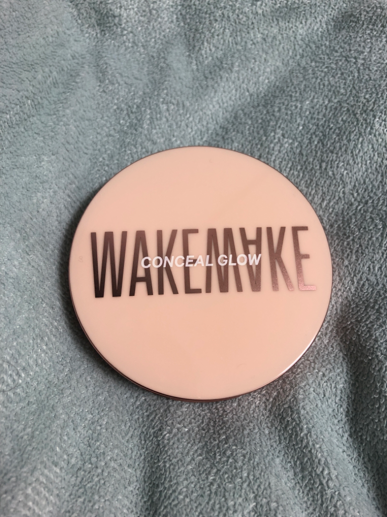 Real user review photo of Conceal Glow Cushion [No. 23 Natural Beige]