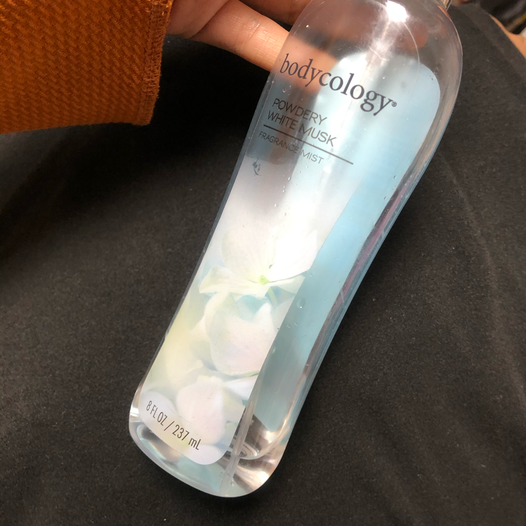 bodycology Fragrance Mist [Powderly White Musk] review image