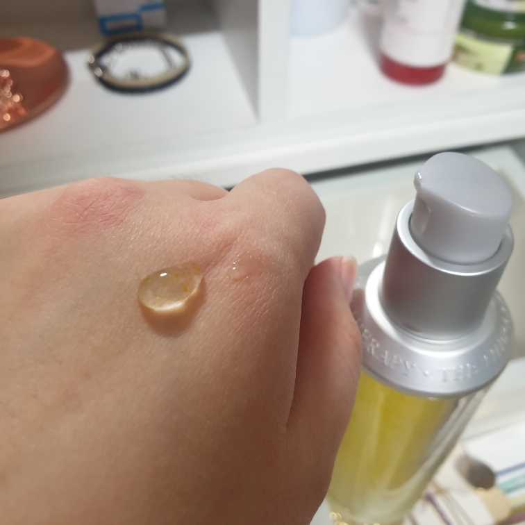 더페이스샵 The Therapy Oil Drop Anti-Aging Serum review image