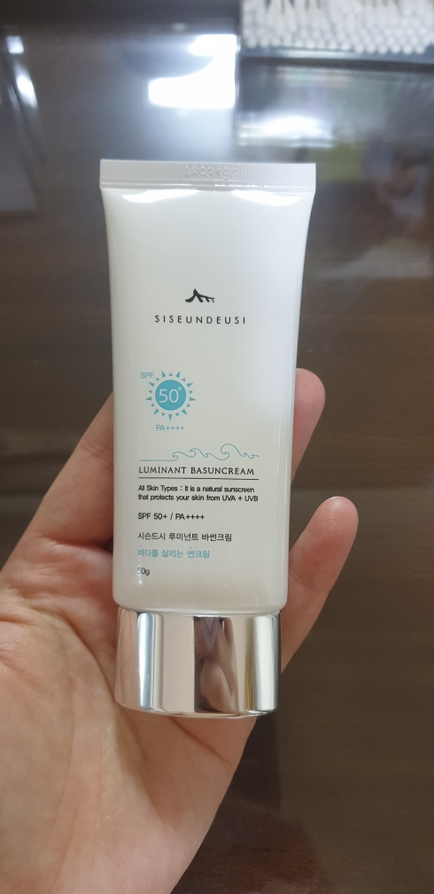 Real user review photo of Sunscreen that saves the ocean [SPF50+/PA++++]